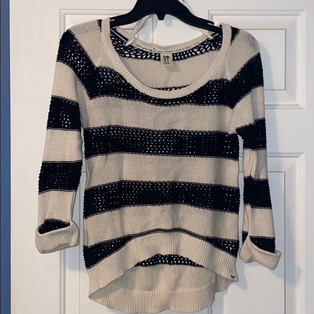 Roxy light weight sweater
